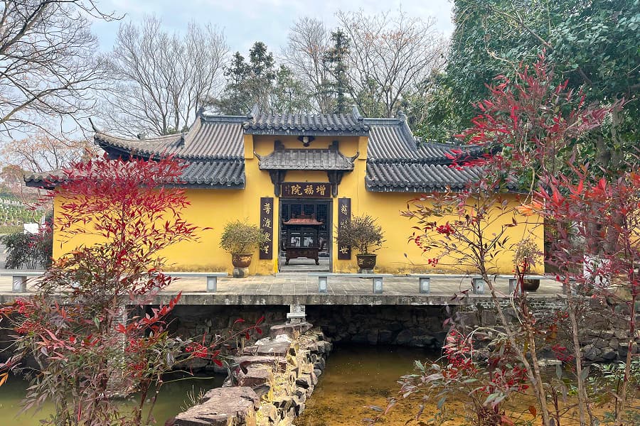 龙墅公墓景观图